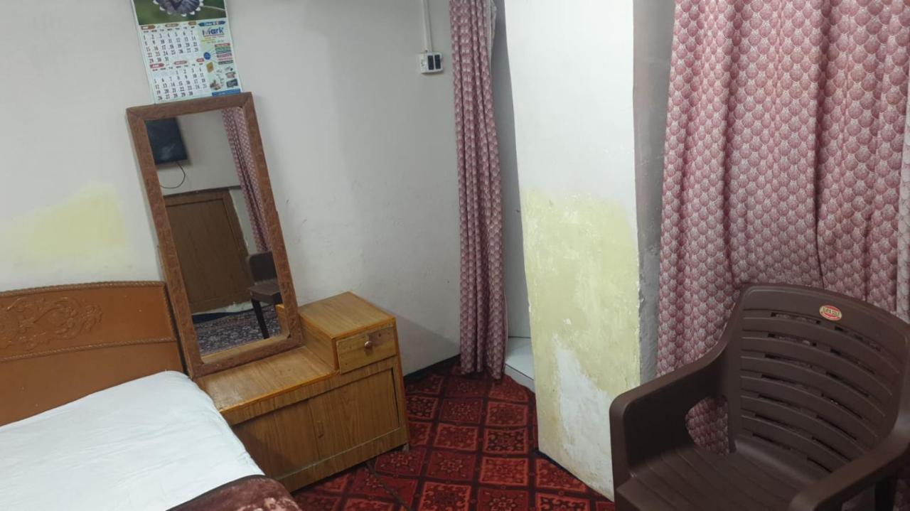 Lake Boulevard Guest House Srīnagar 外观 照片