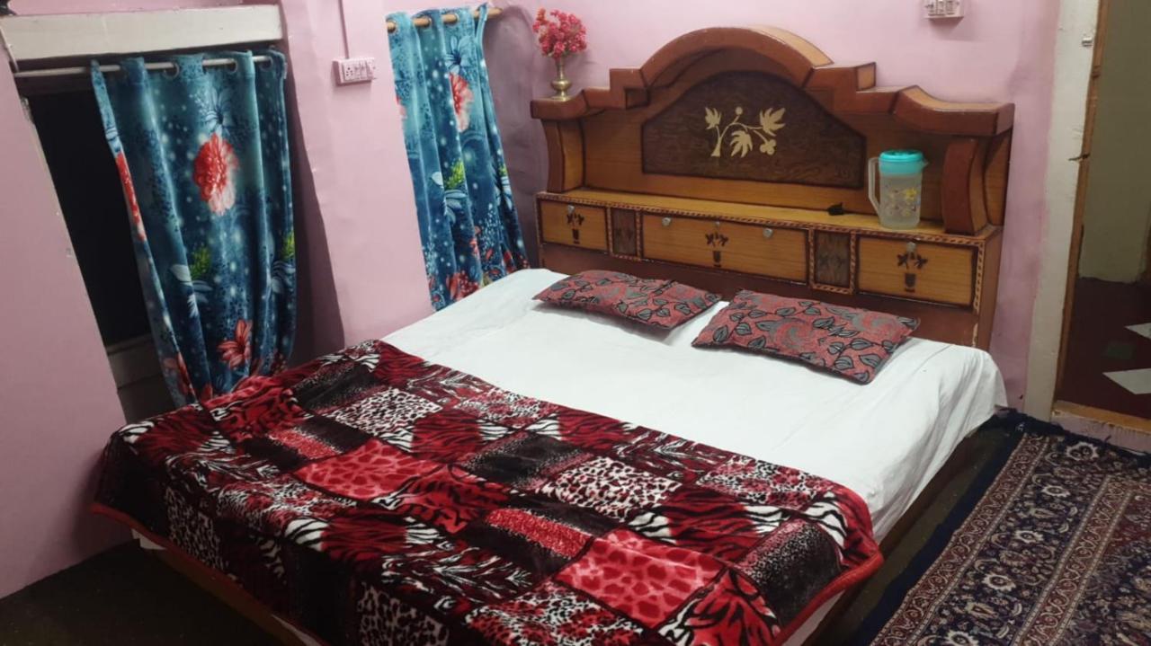 Lake Boulevard Guest House Srīnagar 外观 照片